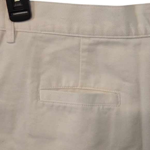 Lauren Ralph Lauren Khaki Chino Shorts Midrise Women size 6P - Picture 6 of 14